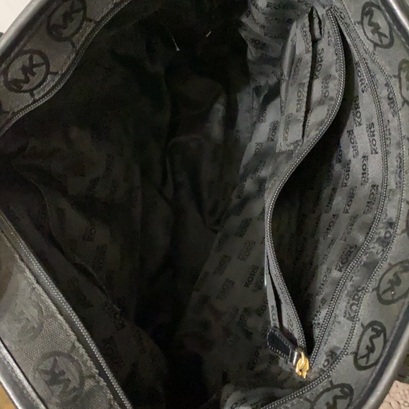 MICHAEL KORS LARGE TOTE - Picture 3 of 4